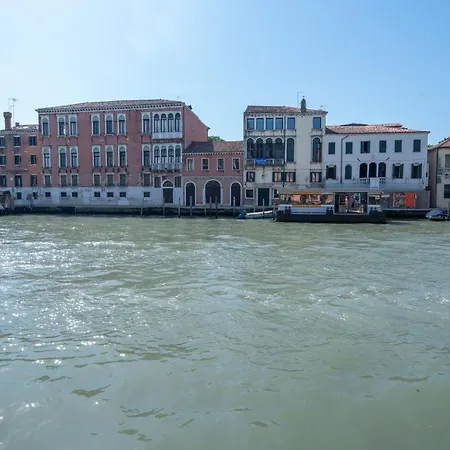 Palace Canal View By Wonderful Italy Venice Exterior photo